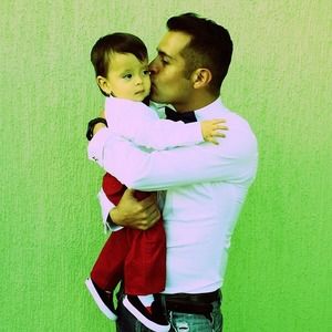 Meet your Posher, Manolo